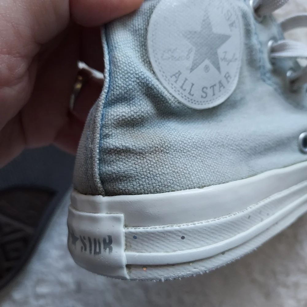 Converse All stars Blue Sparkly Sneakers Youth size 2 Play Time Girly Everyday